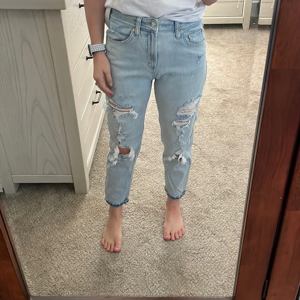 Jeans - Picture 1 of 3